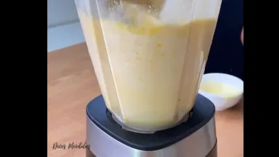 Bata os ingredientes Bata os ingredientes